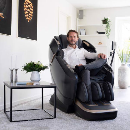 OGAWA Maestro Ai - Iridium Grey - Model front